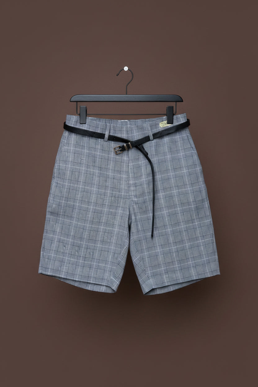 Tailored short size 4/6 (no belt)