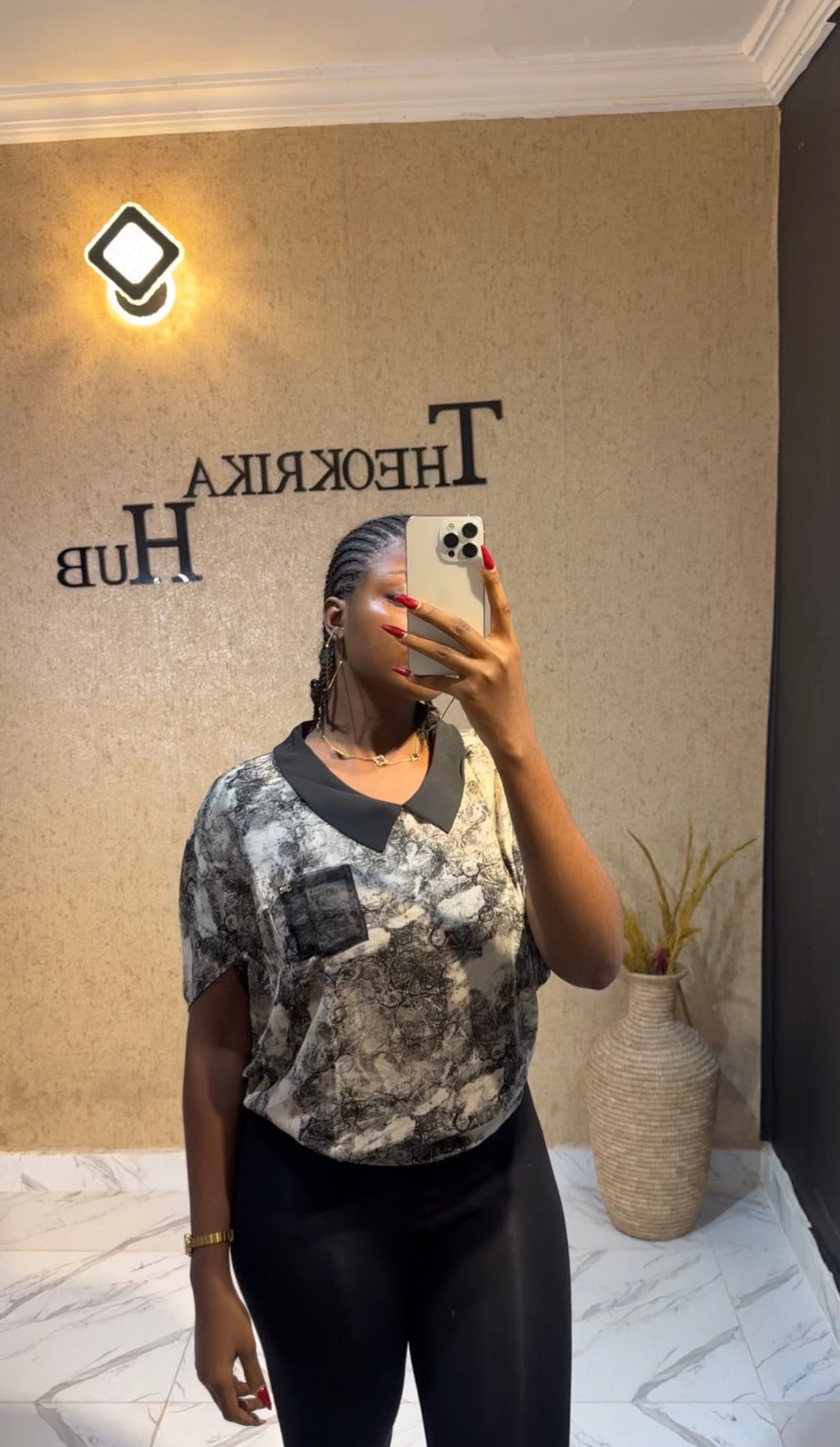 Chiffon Top size 14/16