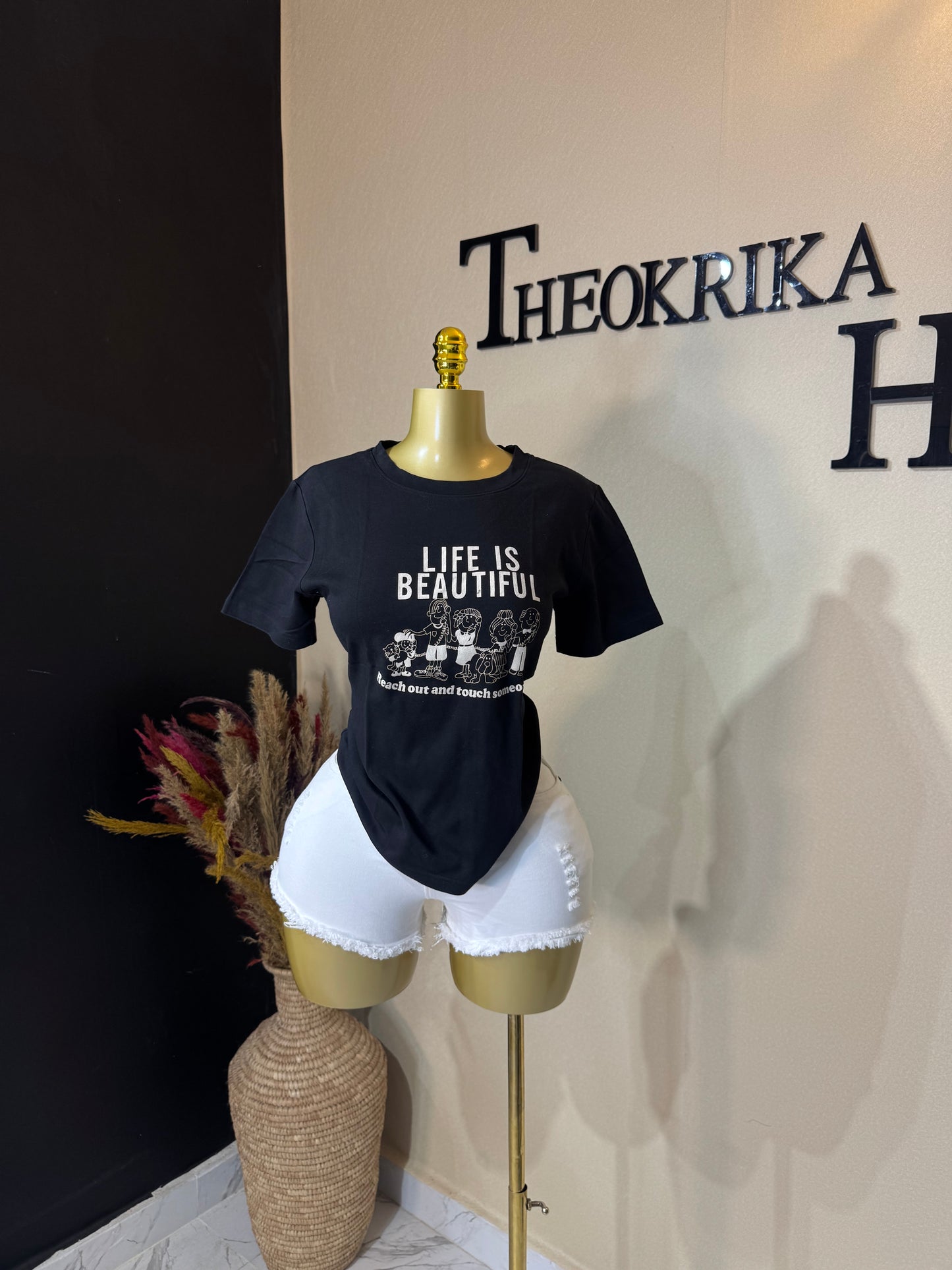 Roundneck top size 8