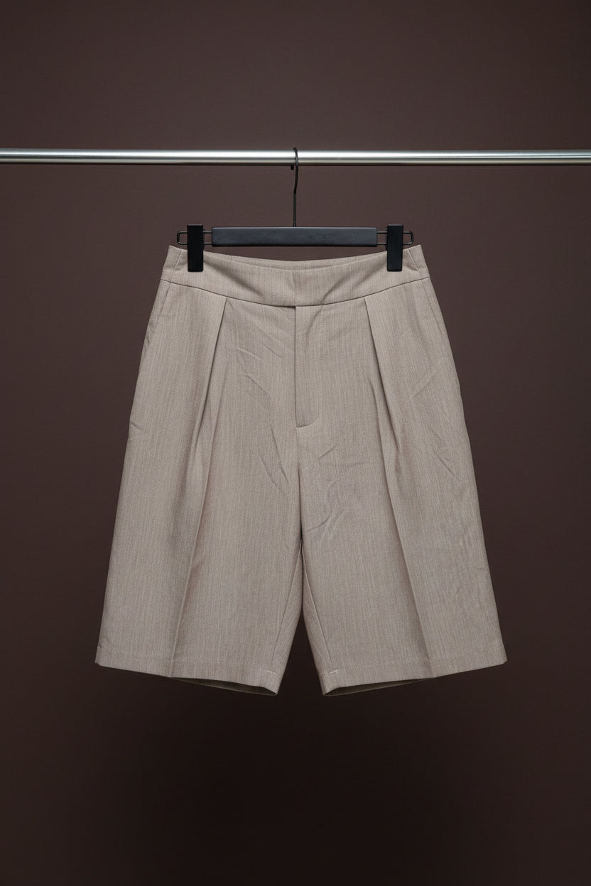 Tailored short size 4/6