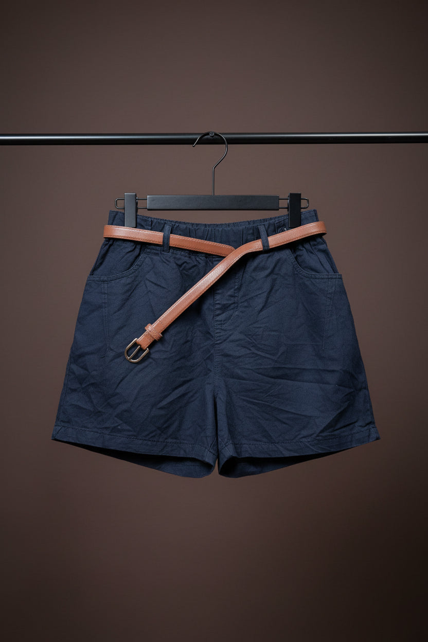 Tailored short size 8 (no belt)