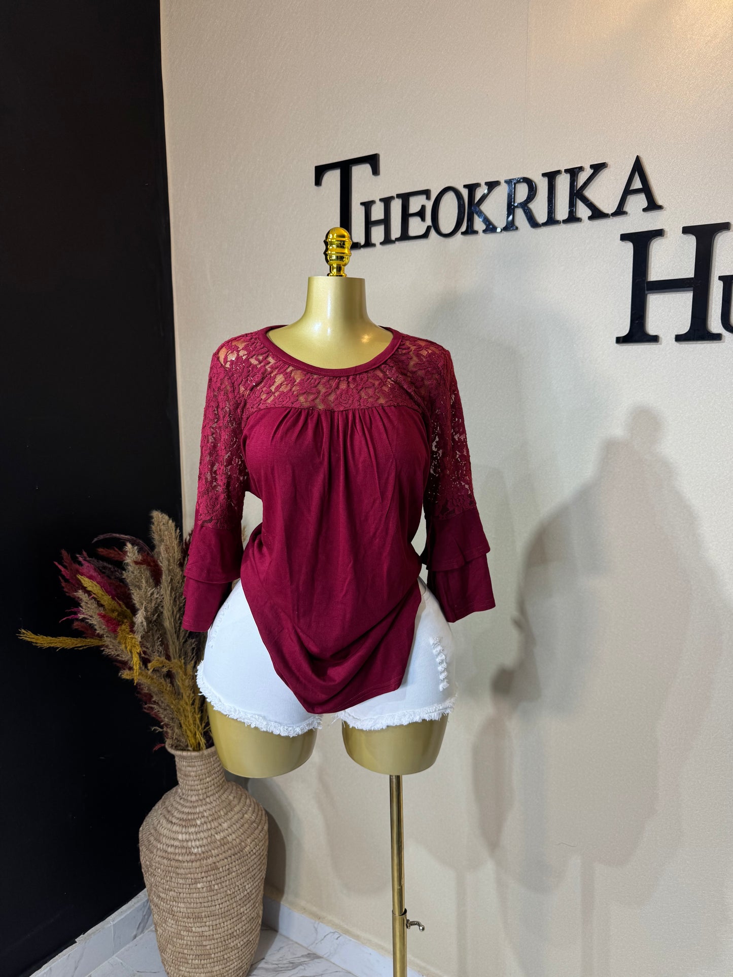 Long sleeve top size 18/20