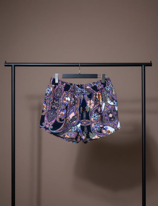 Lounge short size 8/10