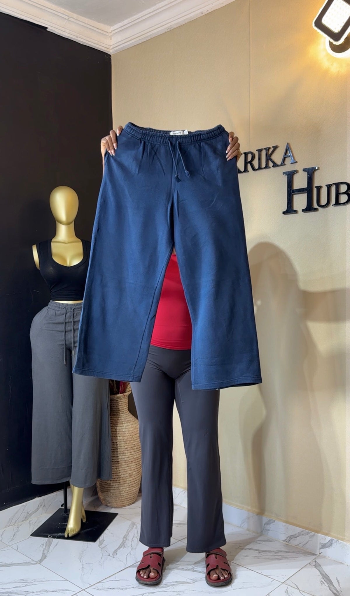 Sweatpant size 10/12 L42