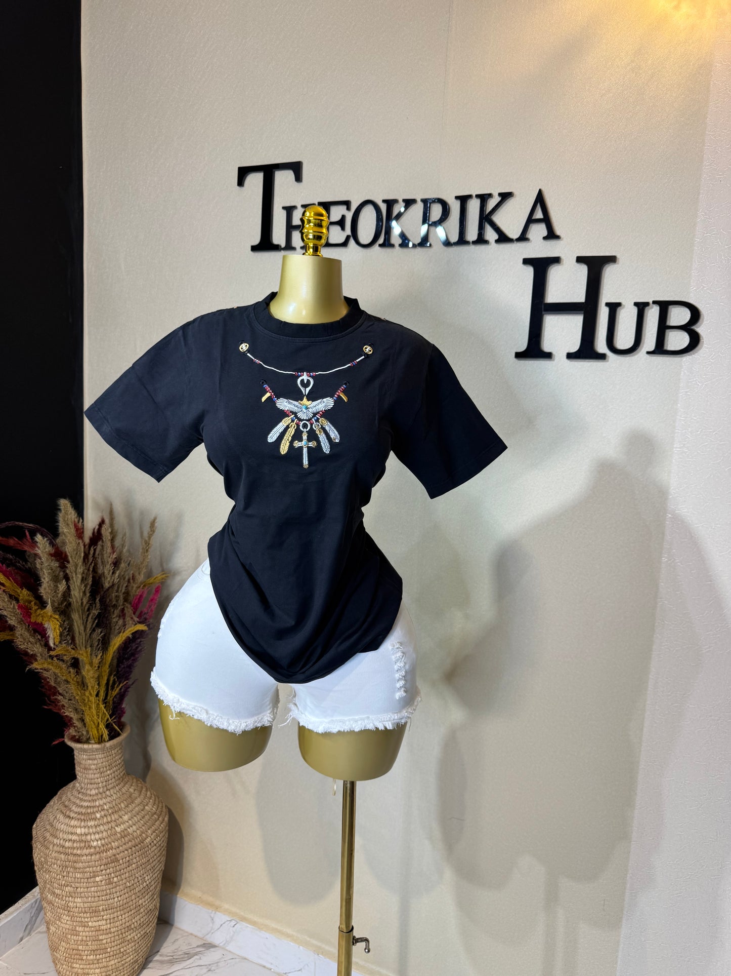 Roundneck top size 6/8