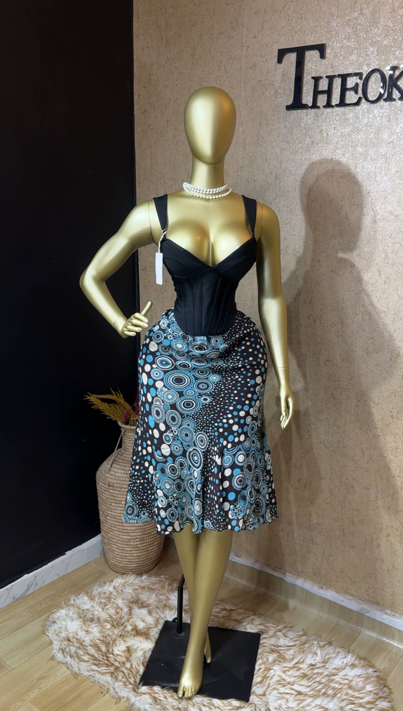 Maxi poly skirt size 16/18