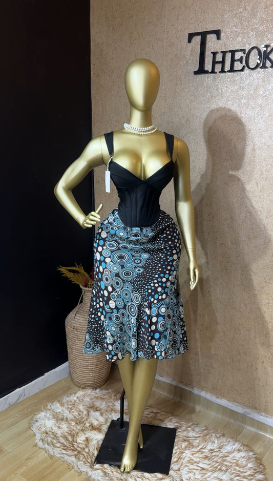 Maxi poly skirt size 16/18