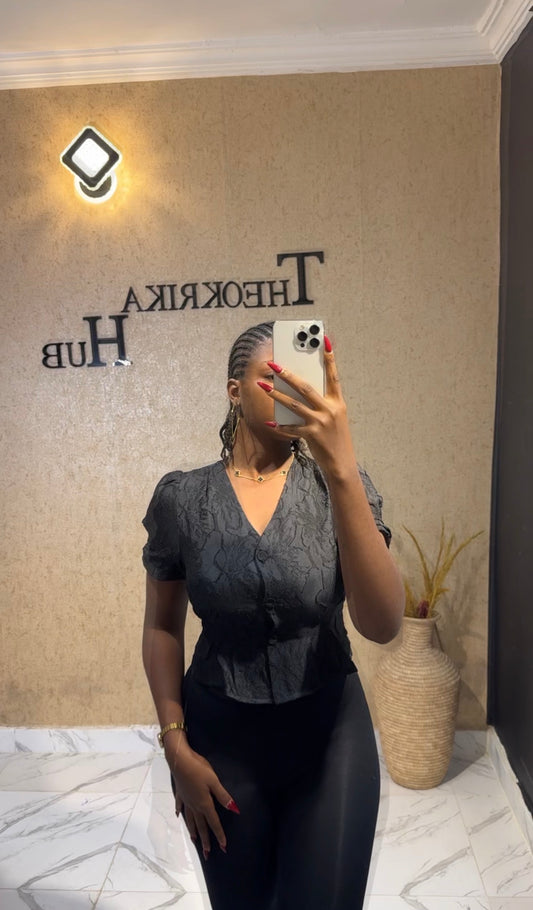Shirt size 6/8