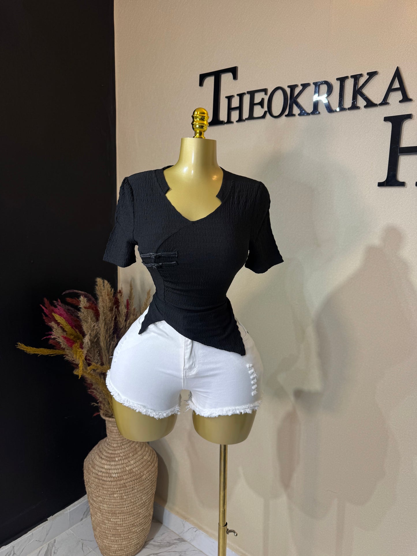 Basic top size 6