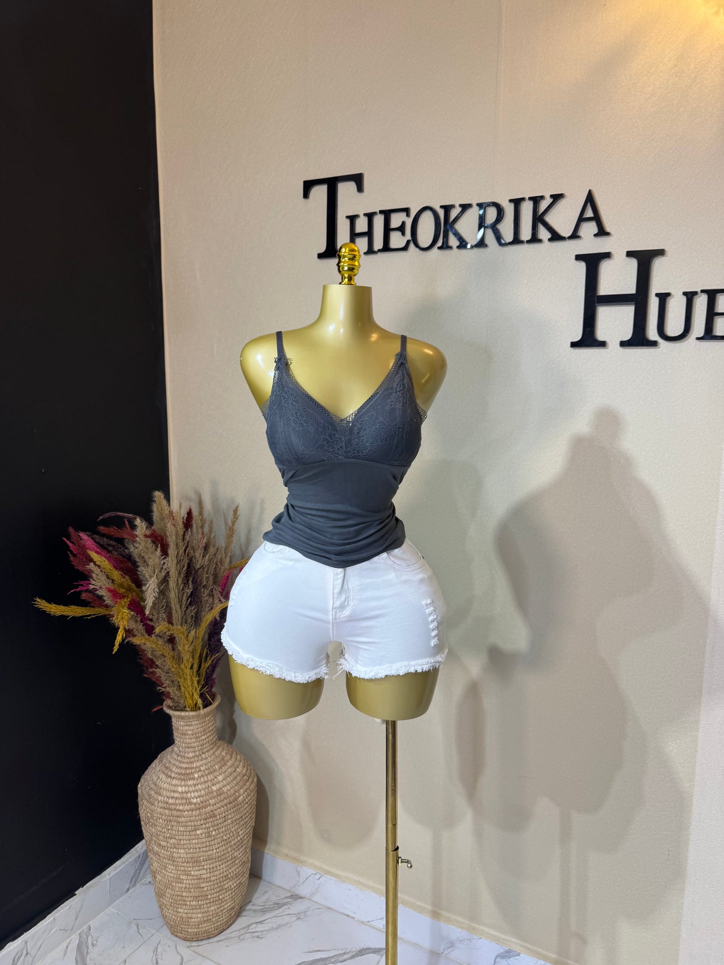Tank top size 8