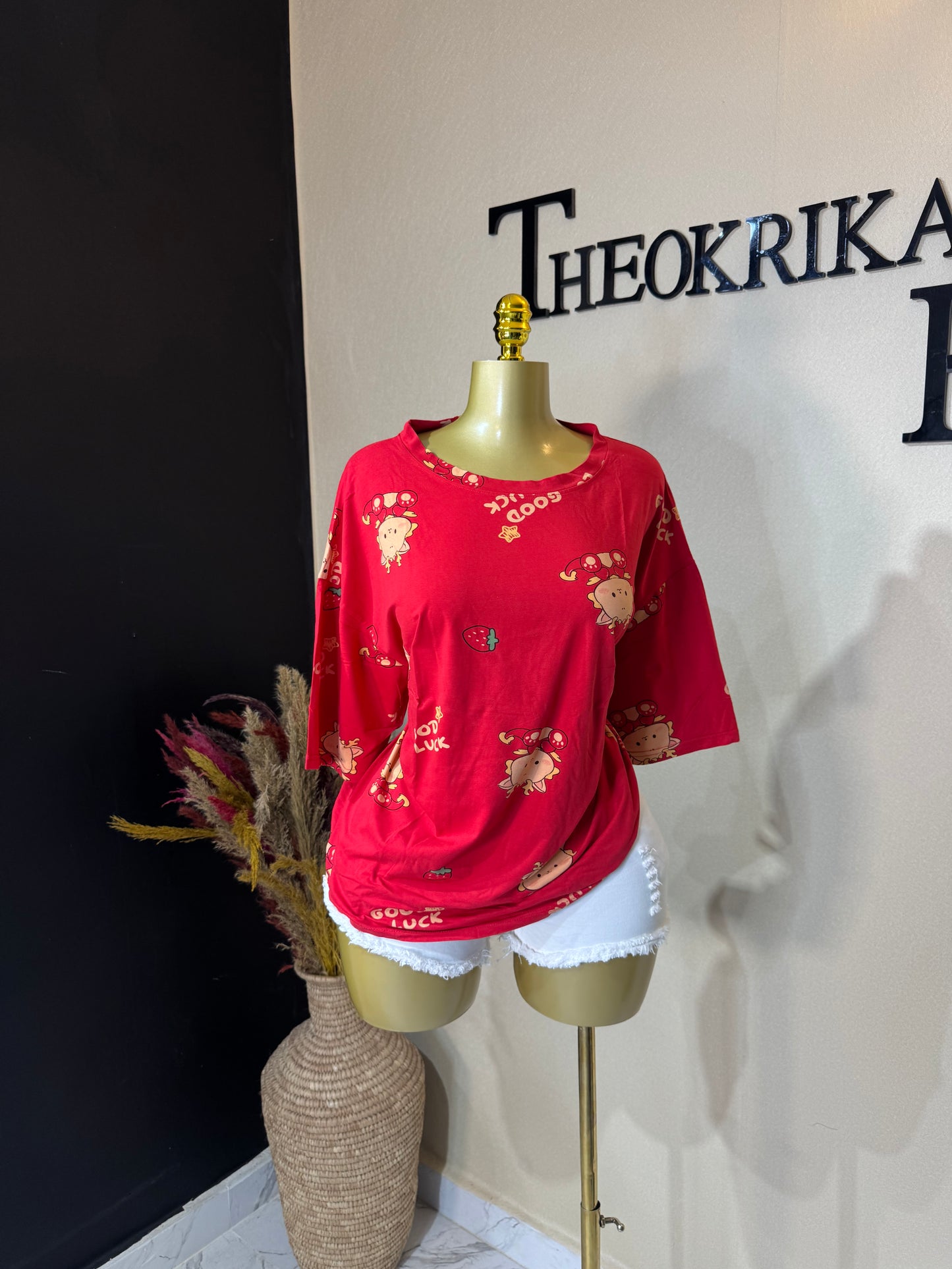 Roundneck top size 18/20/22