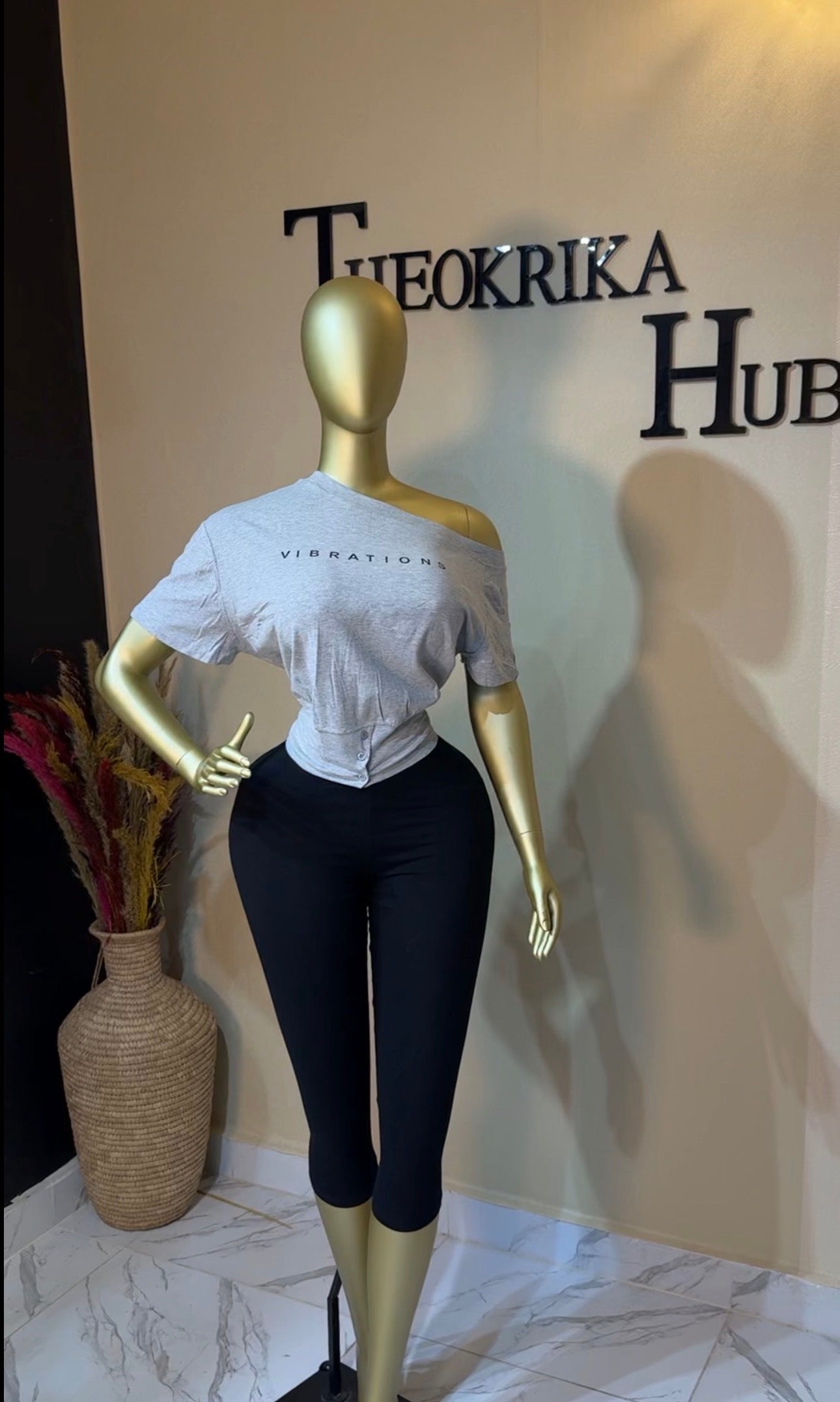 Basic top size 14/16/18