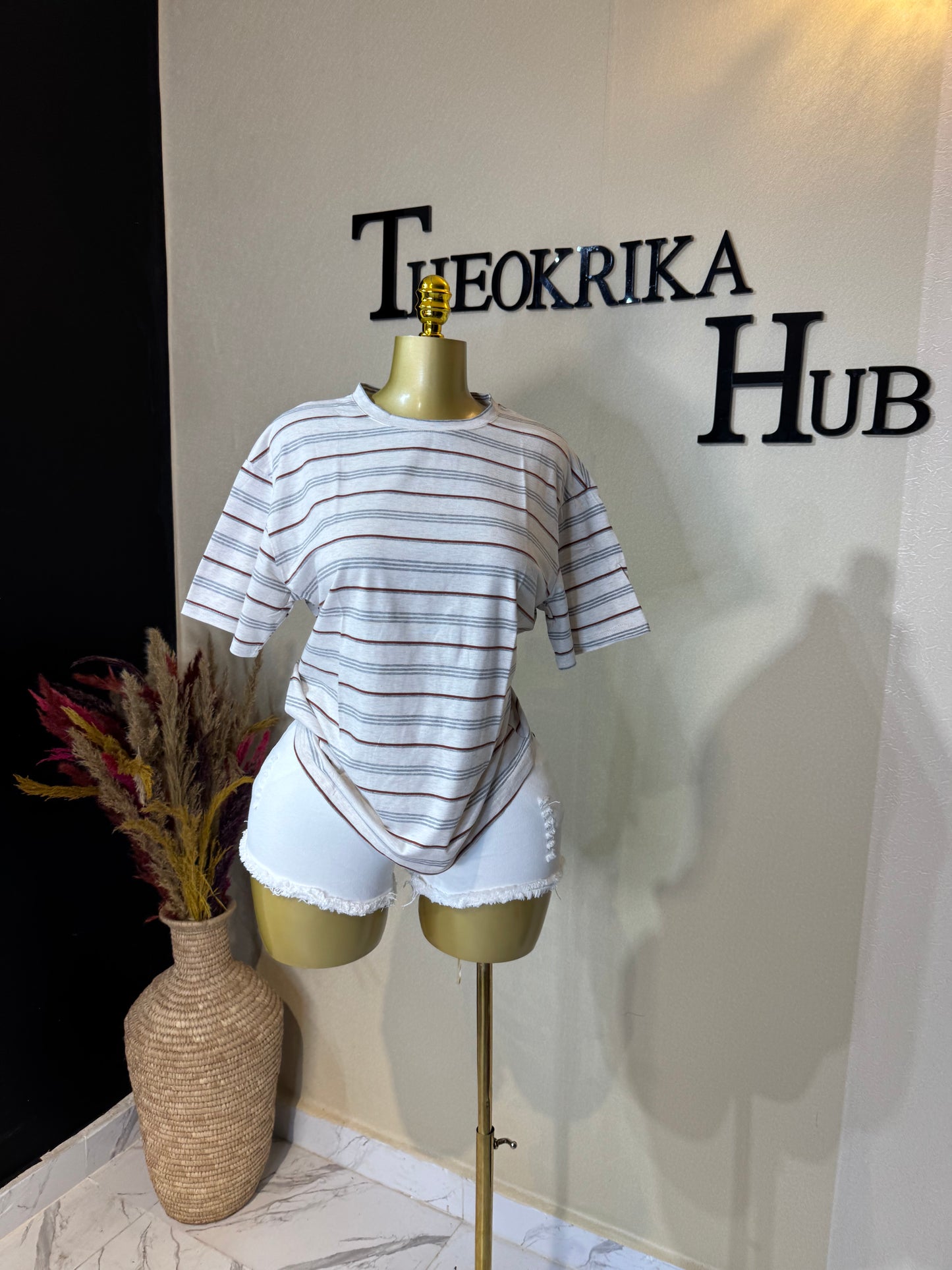 Roundneck top size 10/12