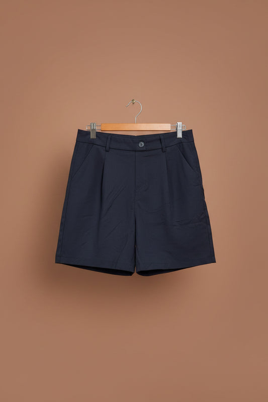 Tailored short