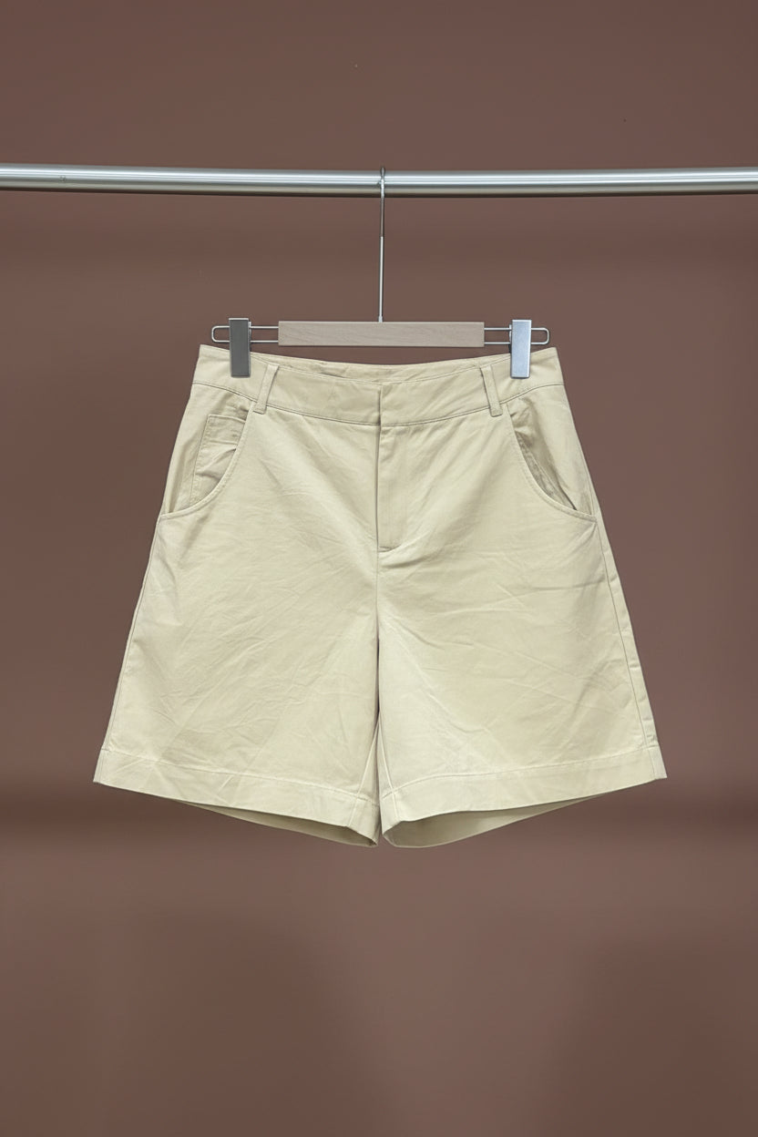 Tailored short size 10/12