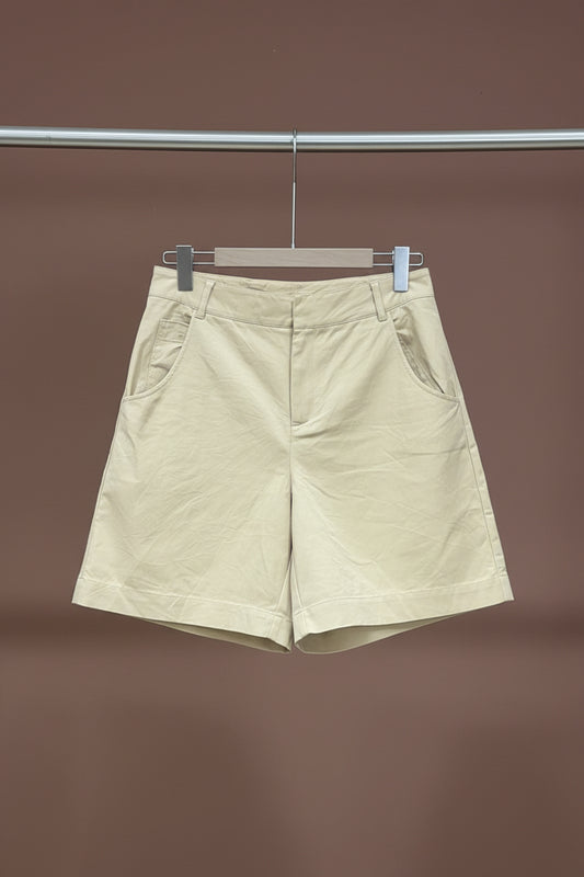Tailored short size 10/12