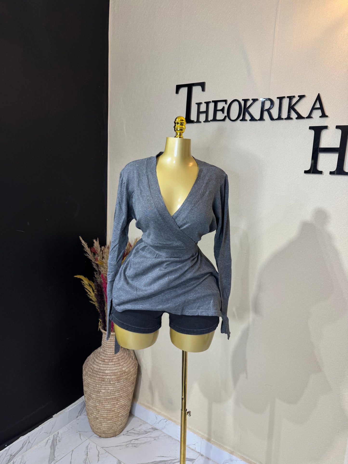 Knitted top size 18
