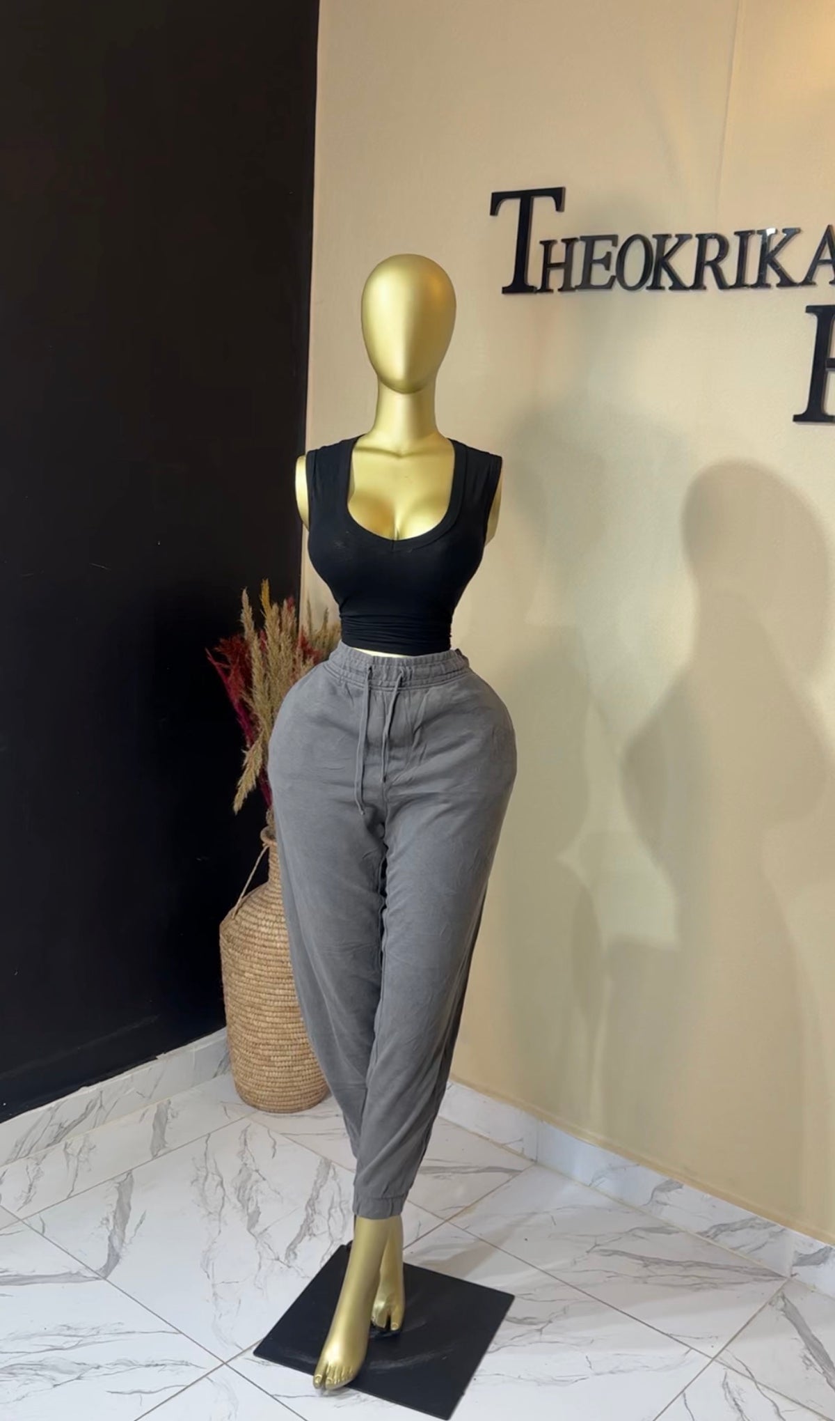 Joggers size 18/20/22