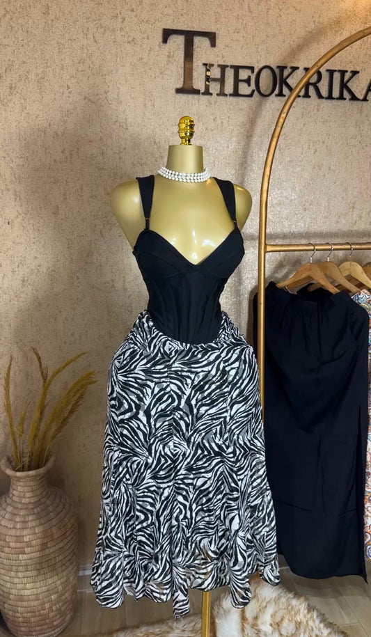 Maxi poly skirt size 10/12